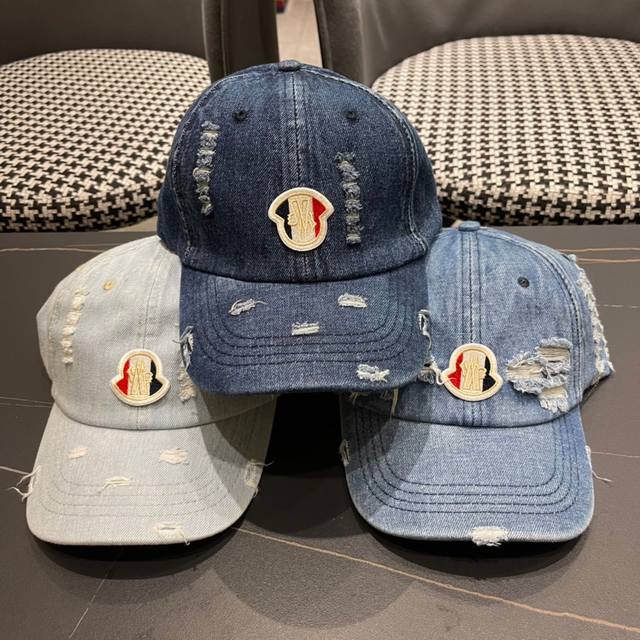 盟可睐 Moncler 蒙口 破洞棒球帽 宝藏单品！做旧破坏刺绣鸭舌帽 百搭颜色超级显脸小 大头围无忧 真的有被帅到~