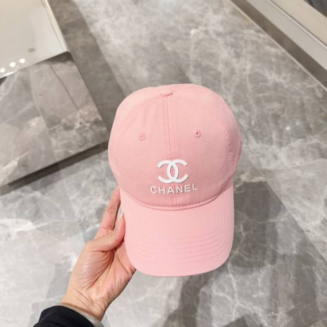 香奈儿chanel 新品棒球帽，小香经典简约，时尚休闲设计 跑量新品 - 点击图像关闭