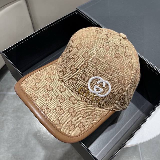 古奇棒球帽gucci棒球帽官网新品，棒球帽，原单品质火爆来袭 工艺非常精美 高档大气上档次！低调奢华，方便携带！跑量！