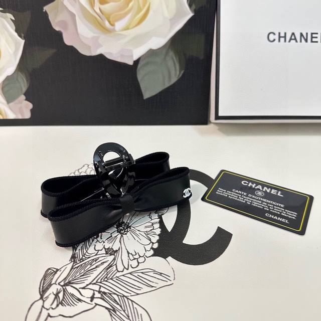 特 单个 配专柜包装 Chanel 香奈儿 中古vintage复古小羊皮五金抓夹 优雅的girl值得入手 非常好搭配 气质有品位 - 点击图像关闭