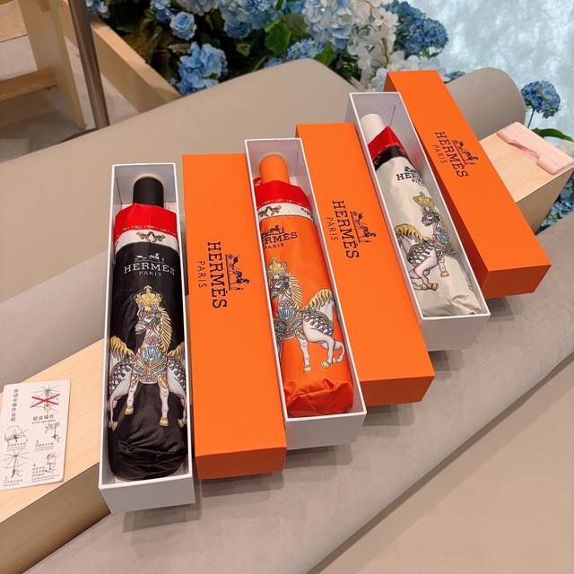 特批 爱马仕 Hermès 2024新款 极品h家三折自动伞重磅呈现 以其精湛的工艺技术和源源不断的想像力 新涂层技术伞布 带来令人惊喜的遮光效果 让防晒及隔热