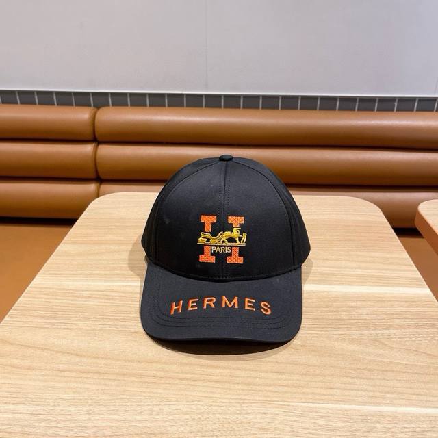 新款出货 Hermès 爱马仕 最新款原单棒球帽，拼色h，正品开模订制，原版透气帆布面料+原厂精钢调节扣，做工细致，时尚帅气质量超赞！