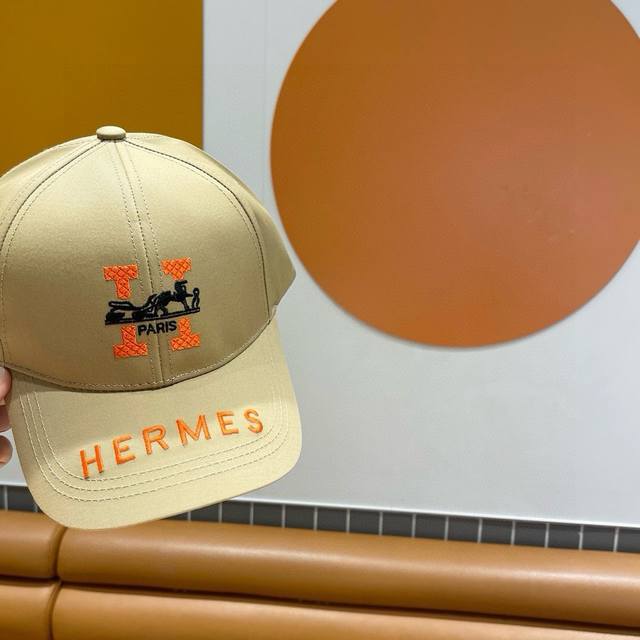 新款出货 Hermès 爱马仕 最新款原单棒球帽，拼色h，正品开模订制，原版透气帆布面料+原厂精钢调节扣，做工细致，时尚帅气质量超赞！