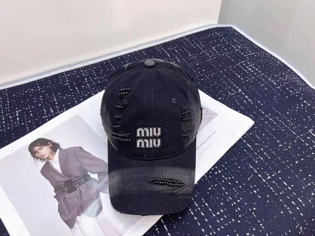 跑量 Miu～新款重工棒球帽 手工缝制珍珠 美翻了！