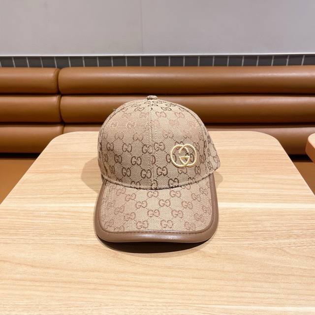 古奇棒球帽gucci官网新品，棒球帽，原单品质火爆来袭 工艺非常精美 高档大气上档次！低调奢华，方便携带！跑量！