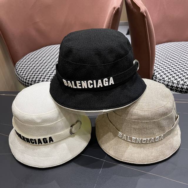 Balenciaga巴黎世家2024夏季新款渔夫帽，简约休闲百搭款，头围57Cm