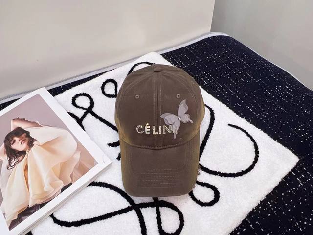 特价 配防尘袋。 Celine赛琳 2024新款新做旧棒球帽，专柜经典款，男女通用