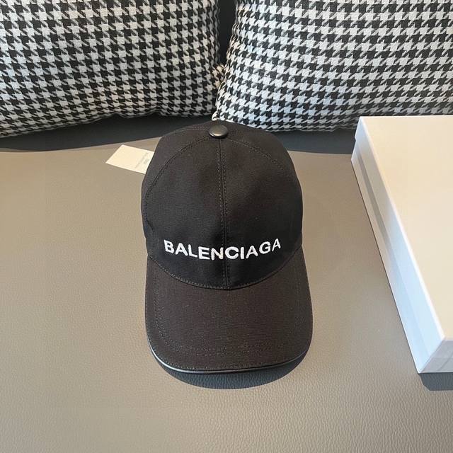 配盒子布袋，Balenciaga 巴黎世家 经典原单棒球帽，1:1开模订制，全新立体刺绣，精致无暇！原版帆布面料+头层牛皮，做工细致，原厂品质，独家实物拍摄。