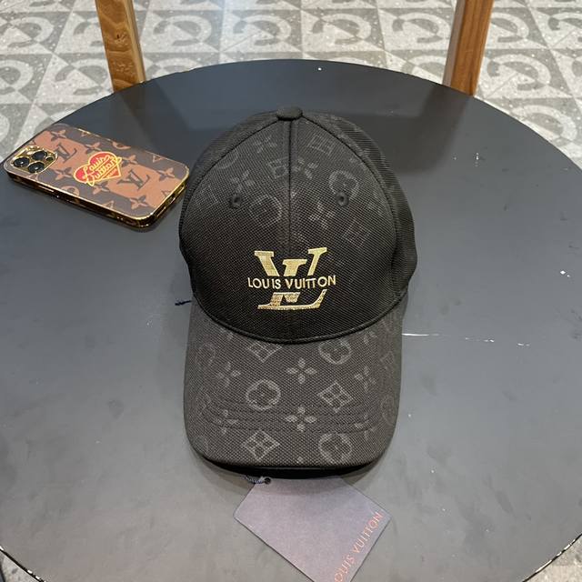 上新！路易威登 Louisvuitton 新款lv棒球帽，重工打造早春系列高端大气，百搭款男女通用！