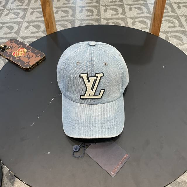 路易威登棒球帽louisvuitton Lv牛仔棒球帽，简约大气，经典老花，男女通用