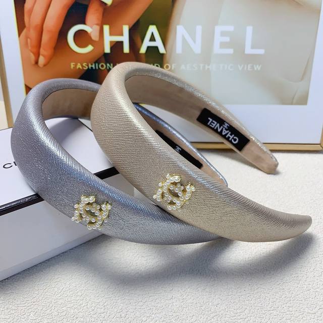 Chanel小香 Chanel发箍 新款珍珠logo轻奢风发箍 日常精致小单品 气质百搭小仙女必入单品 名媛风十足～宝藏款 闭眼入推荐款 单个