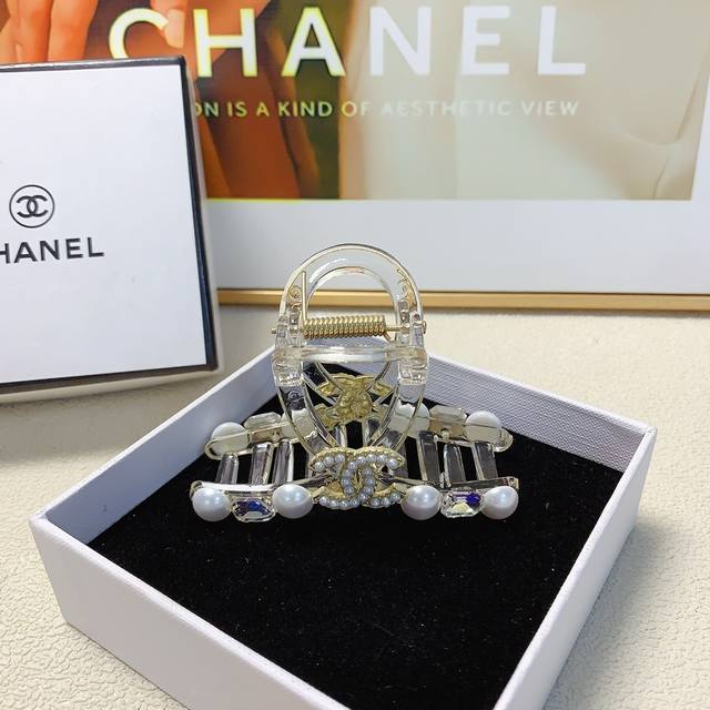 Chanel小香 Chanel抓夹 珍珠logo抓夹 气质百搭 日常精致小单品 小仙女必入单品 宝藏款 闭眼入推荐款 单个