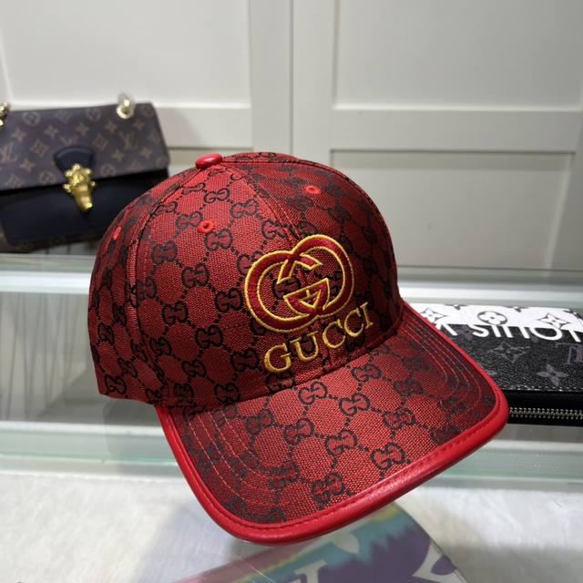 古奇棒球帽gucci官网新品，棒球帽，原单品质火爆来袭 工艺非常精美 高档大气上档次！低调奢华，方便携带！跑量！