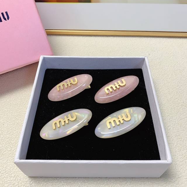 Miumiu缪缪 Miumiu压夹 醋酸钛钢logo压夹边夹刘海夹日常精致小单品 气质百搭小仙女必入单品 宝藏款 闭眼入推荐款 一对