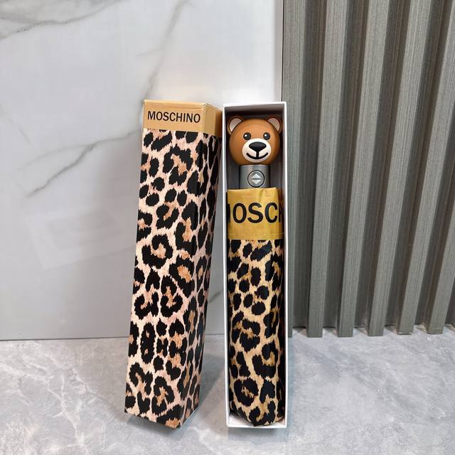 Moschino 莫斯奇诺 豹纹熊2024夏季新款 全自动折叠晴雨伞 黑色涂层防晒有效阻隔紫外线99%，Upf 50 所以能起到伞下体感降温的效果！ 有效隔热，