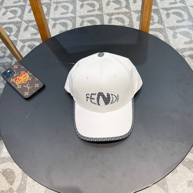 Fendi 芬迪 版型超好 新款棒球帽