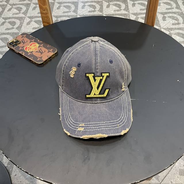 上新！路易威登 Louisvuitton 新款lv棒球帽，重工打造早春系列高端大气，百搭款男女通用！ - 点击图像关闭