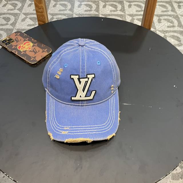 上新！路易威登 Louisvuitton 新款lv棒球帽，重工打造早春系列高端大气，百搭款男女通用！