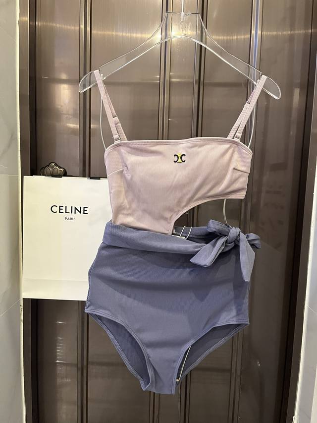 特 Celine赛琳连体泳衣 适合多种场景的游泳衣♀海边 游泳池 温泉 水上乐园 漂流都可以内搭也完全可以 连体设计遮肉显高挑 腹部有点肉肉也不影响咱美美的 背 - 点击图像关闭