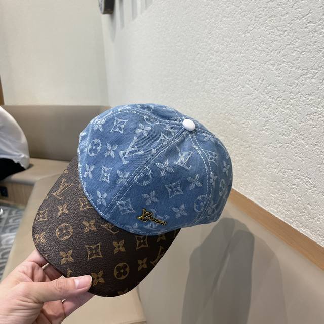 路易威登棒球帽louisvuitton Lv牛仔棒球帽，简约大气，经典老花，男女通用