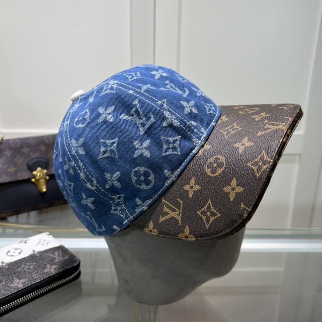 上新 路易威登 Louis Vuitton 新品棒球帽 代购版本！时尚潮流，高端做工！非一般的品质，细节看实拍哦