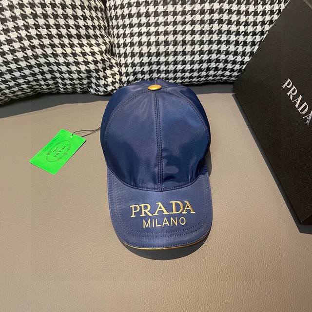 配盒子布袋，Prada 普拉达 新款原单棒球帽， 金丝刺绣，1:1开模订制，原厂金丝线精细刺绣，原版牛津布料+头层牛皮，做工完美，质量超赞！纯棉内里，基础头围5 - 点击图像关闭