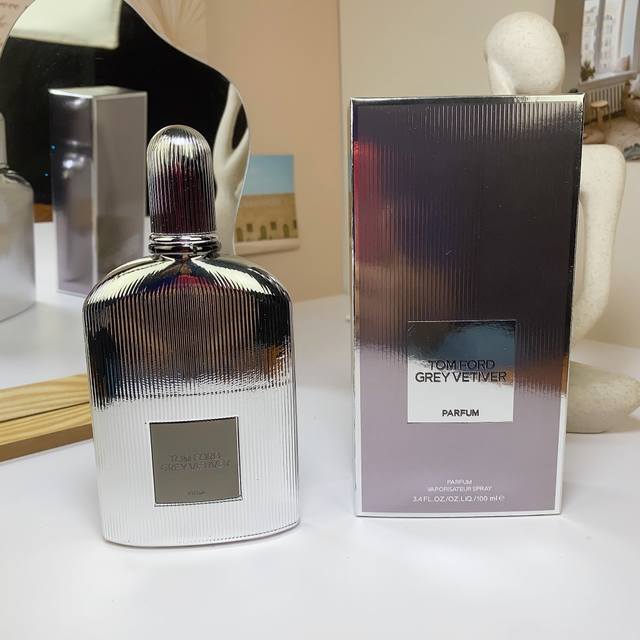 一比一 23版tf灰色香根草加强版100Ml Tom Ford汤姆福特23版灰色香根草加强版100Ml男士香水