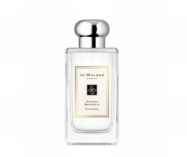 祖马龙经典栀子花100Ml Jo Malone Vintage Gardenia,2004 品牌：祖玛珑 调香师：Jo Malone 属性：女香 香调：花香调