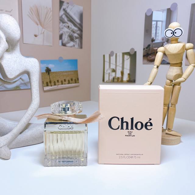 新款蔻依同名淡香精 肉丝带 75Ml Chloe Chloe Eau De Parfum,2008 品牌：蔻依 调香师：Michel Almairac Aman