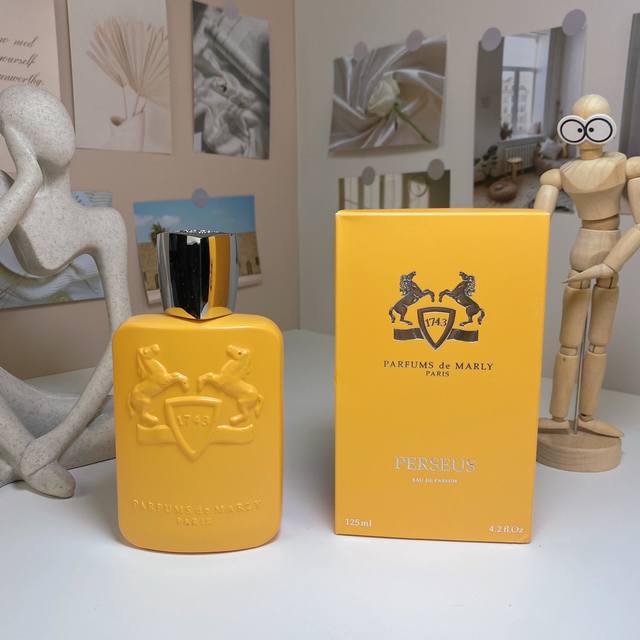 玛丽之香旭日晨曦125Ml Parfums De Marly Perseus,2024 品牌：玛丽之香 属性：男香 香调：芳香木质调 前调：葡萄柚香柠檬黑加仑