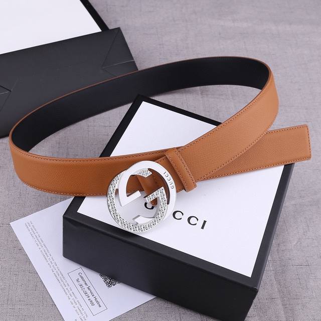 特 宽度4.0 Cm Gucci 加厚钢扣 黑配咖啡平纹雙面頭層、採用精挑細選進口頂級牛皮，手感柔軟細膩！品质保证！