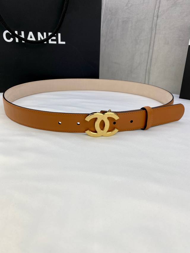 特 宽度3.0Cm Chanel 香奈儿 女士经典款腰带皮带新款光滑内衬磨砂牛皮银色 压砂面精品钢扣