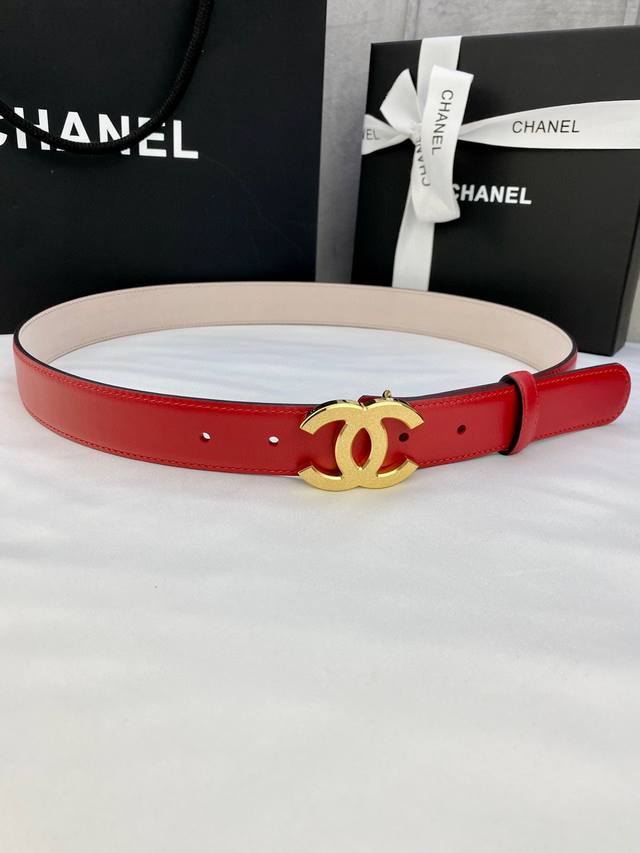 特 宽度3.0Cm Chanel 香奈儿 女士经典款腰带皮带新款光滑内衬磨砂牛皮银色 压砂面精品钢扣