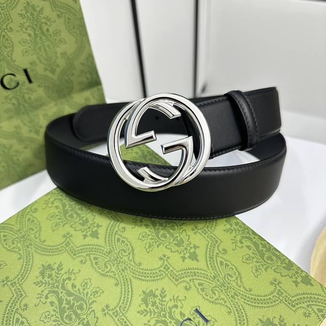 特 Gucci 优质柔软细腻小牛皮面料 内衬进口专用底料 宽度4.0Cm 新版圆润互扣式双g搭扣