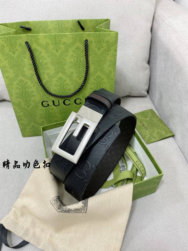 Gucci 海外专柜同步新款，双面可用原单腰带，进口原厂头层牛皮，搭配精品旋转扣头，宽度3.5Cm