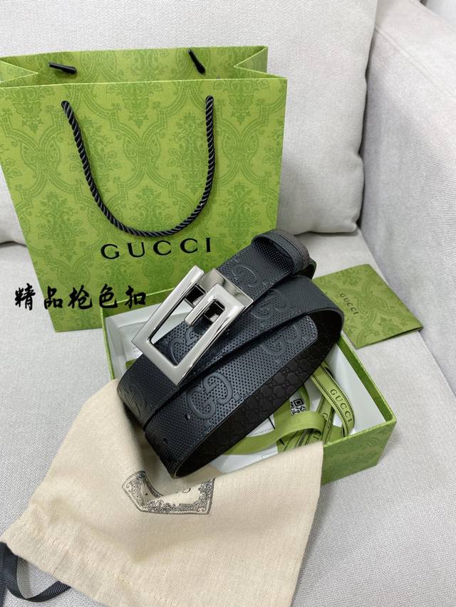 Gucci 海外专柜同步新款，双面可用原单腰带，进口原厂头层牛皮，搭配精品旋转扣头，宽度3.5Cm