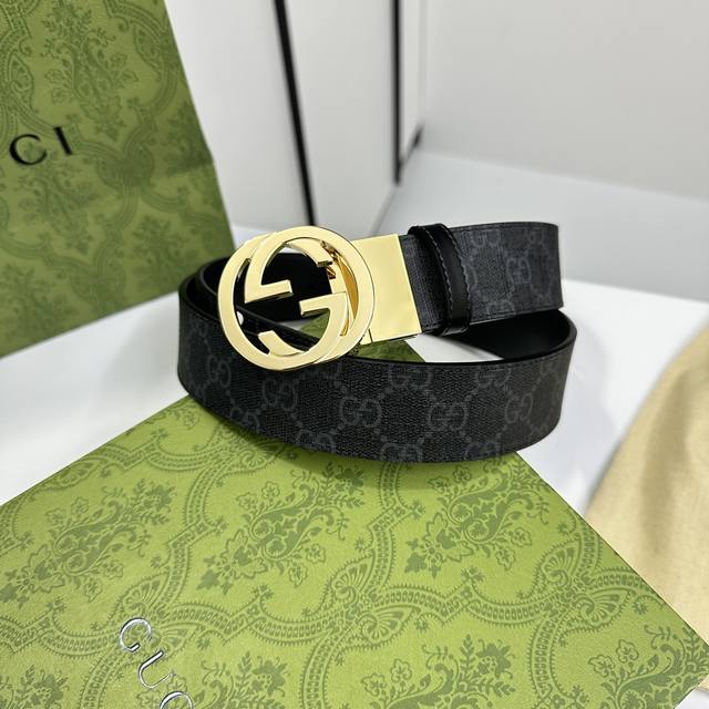 Gucci 473030 Kgdhhn 黑灰supreme Pvc老花 小牛皮黑底 宽度3.7Cm 圆双g旋转扣 双面可用 可裁剪 - 点击图像关闭