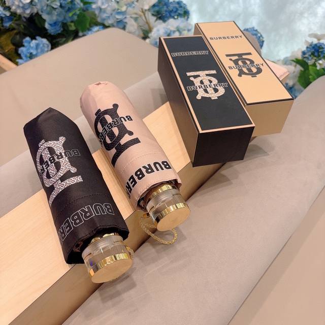 Burberry 巴宝莉 水晶柄 五折手动折叠晴雨伞 选用台湾进口uv防紫外线伞布 原单代工级品质 2色