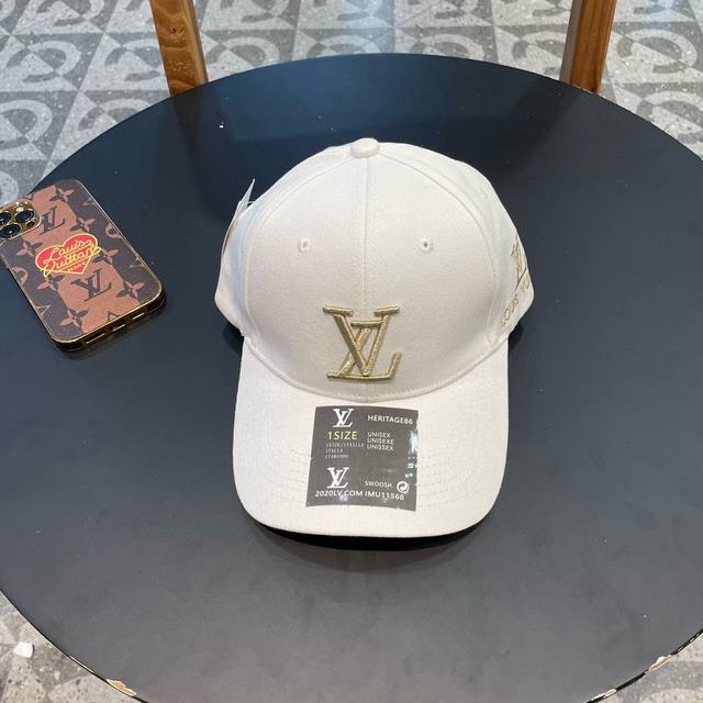 路易威登棒球帽louisvuitton Lv棒球帽，简约大气，经典老花，男女用