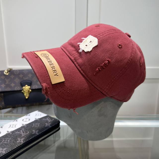 Burberry巴宝莉 经典网官新款经典棒球帽，简约尚时风，男女同款！高质品，尊享品质感！