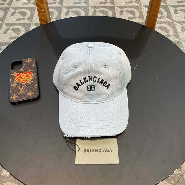 新款balenciaga 巴黎世家鸭舌帽 字母刺绣标志棒球帽 雅痞街头风，时尚男女妥妥驾驭！纯棉材质。