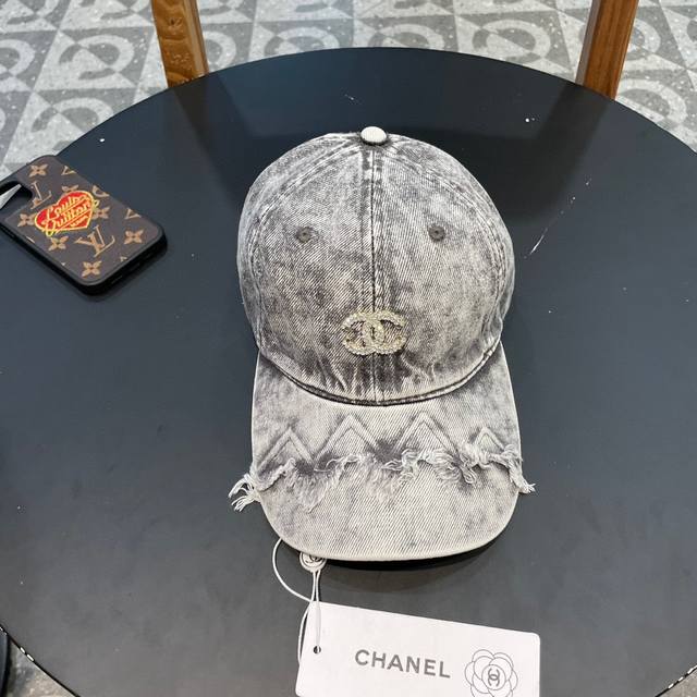 香奈儿chanel 新品牛仔棒球帽，小香经典简约，时尚休闲设计 跑量新品