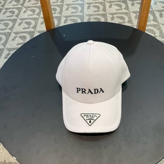 普拉达 Prada 新品棒球帽时尚潮流，高端做工！细节看实拍哦