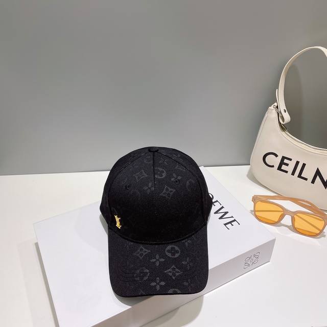 路易威登棒球帽louisvuitton Lv棒球帽，简约大气，经典老花，男女通用 - 点击图像关闭