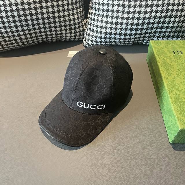 新款出货！ 配盒子布袋，Gucci 古奇 最新款原单棒球帽，Gucci小刺绣，专柜1:1开模订制，最高版本，原版帆布料+头层牛皮，纯棉内里，轻盈透气！实物拍摄，