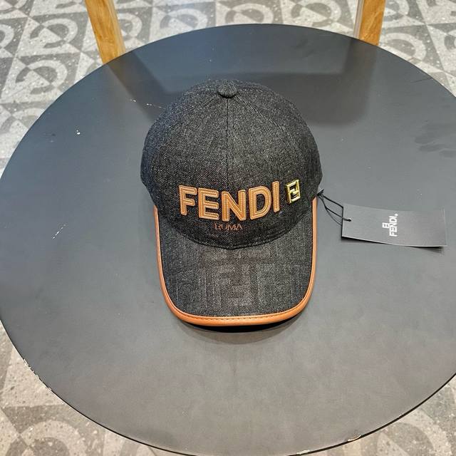 Fendi芬迪，2024新品棒球帽 代购版本！时尚潮流，高端做工！非一般的品质，细节看实拍哦 - 点击图像关闭