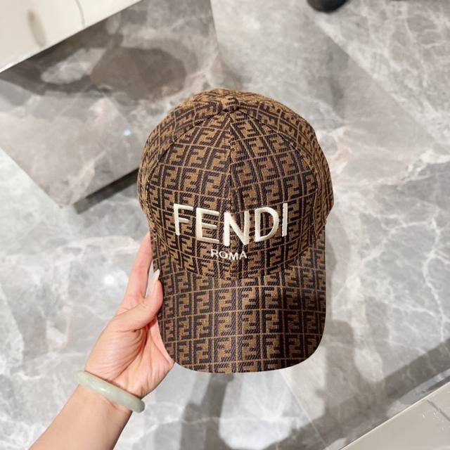 Fendi 芬迪 版型超好 新款棒球帽 - 点击图像关闭