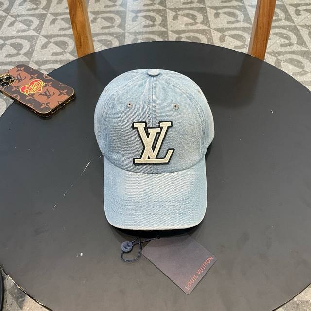 路易威登棒球帽louisvuitton Lv牛仔棒球帽，简约大气，经典老花，男女通用