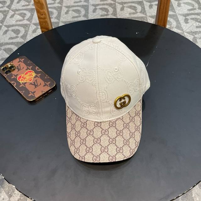 古奇棒球帽gucci官网新品，棒球帽，原单品质火爆来袭 工艺非常精美 高档大气上档次！低调奢华，方便携带！跑量！