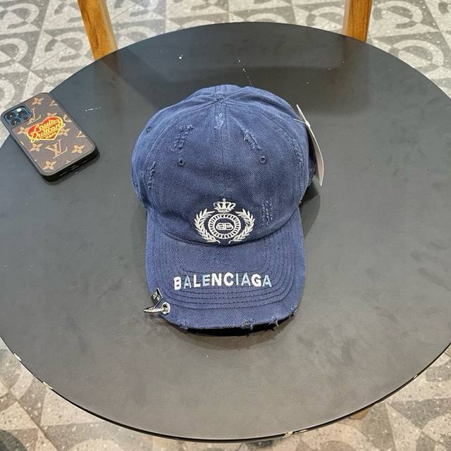 新品balenciaga巴黎世家新款棒球帽 现货秒发简约时尚超级无敌好看的帽子！情侣款！原单货比起其他帽子的优势，